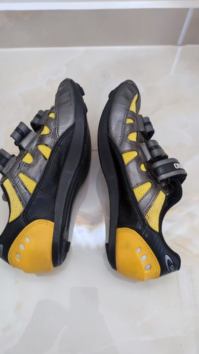 Shimano  обувки за колоездене