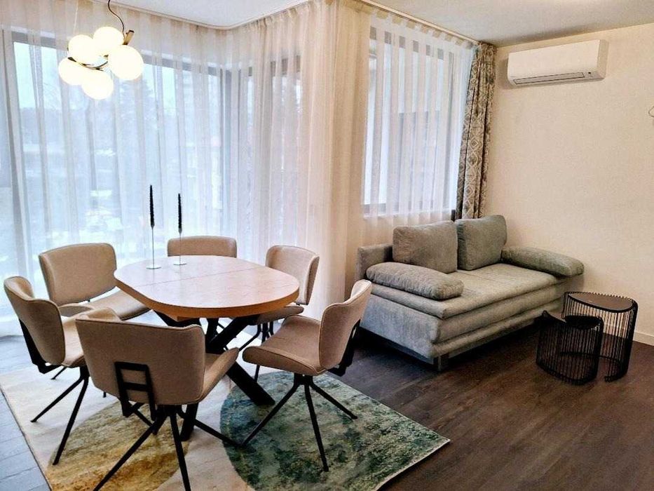 Продаваме Тристаен Апартамент В Обеля 2