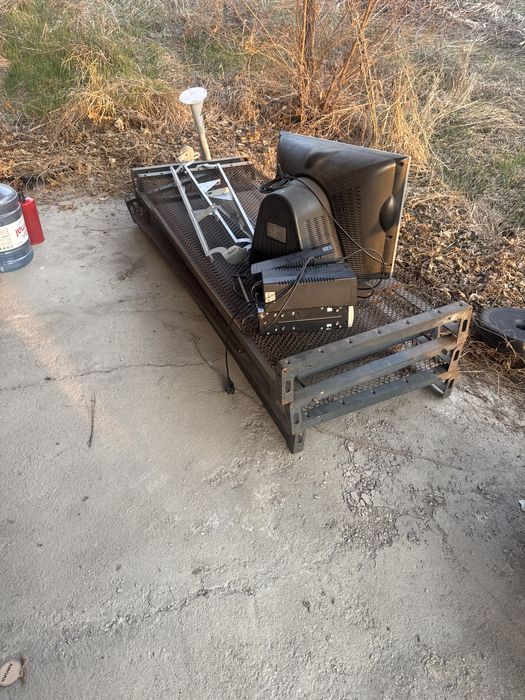 Железные кровати 5 штук