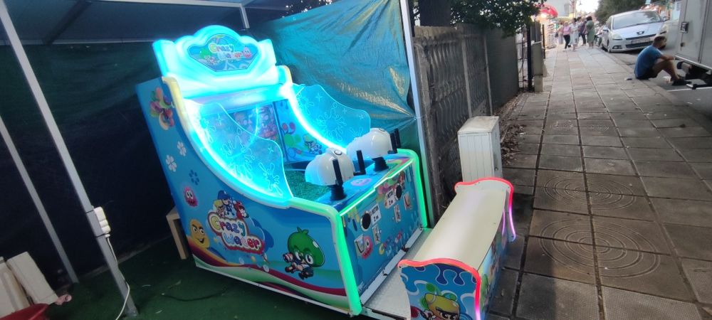 Атракцион игра пръскане с вода  crazy water