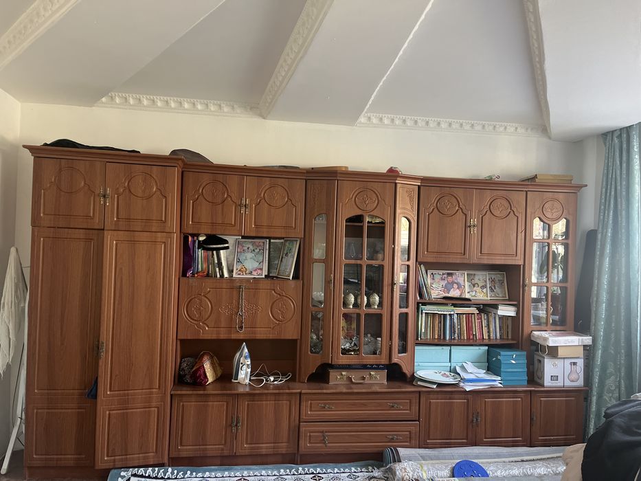 Стенка для гостиной комнаты