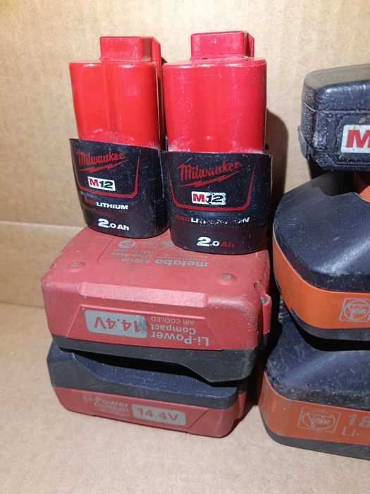 Baterii Acumulatori BOSCH Metabo MIlwaukee Fein Makita 12V 18V 10.8V