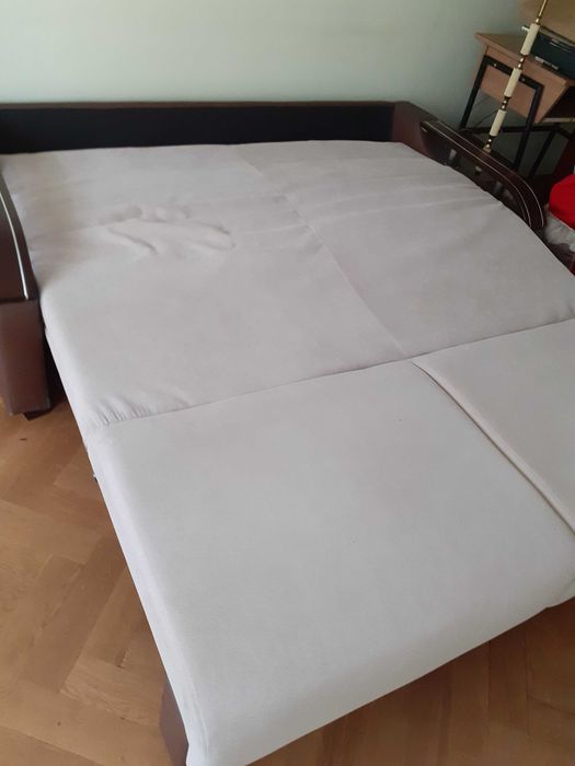 Canapea extensibila 3locuri