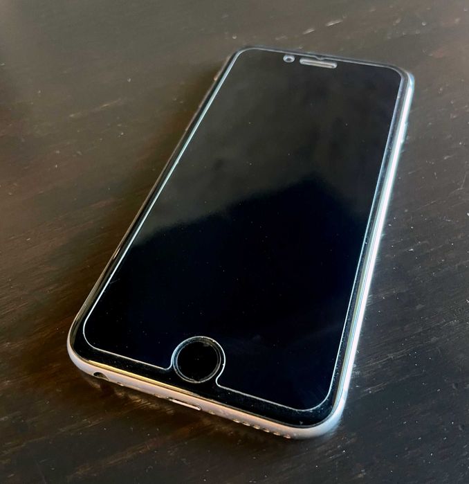 iPhone 6s 64GB Space Grey în stare bună
