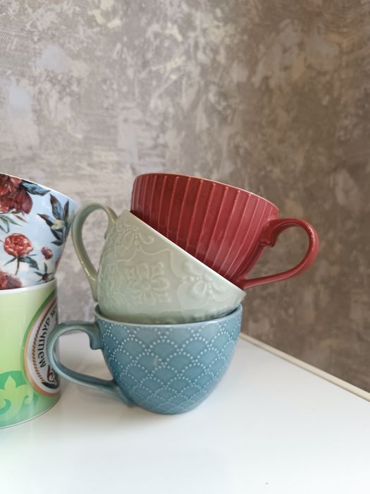 Продам кружки целые