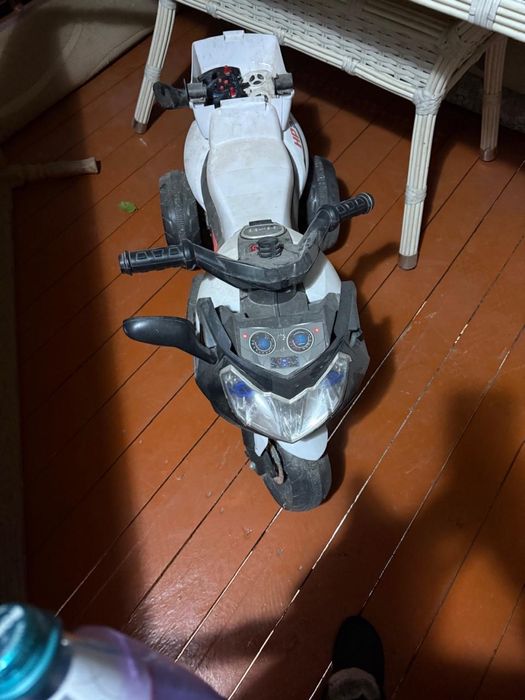 Продаются детские электромашинки