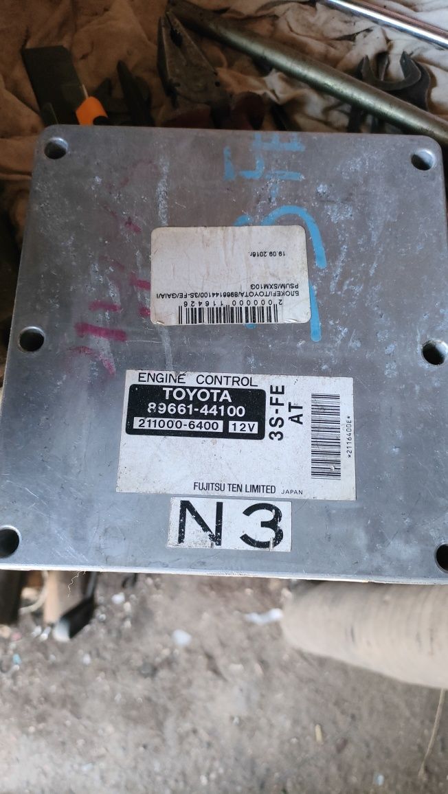 распиновка эбу пассат б5 1 8 турбо awt