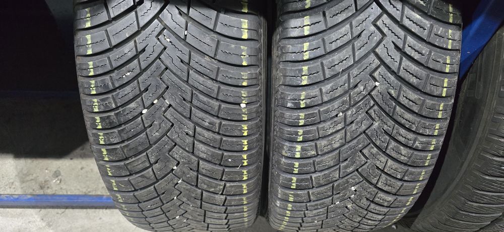 235 60 18 / 235/60/18 Pirelli, seturi de 2 sau 4 buc