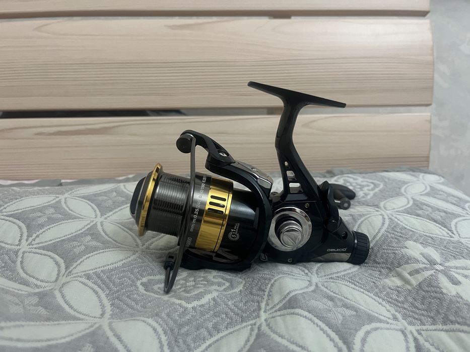 Карповая катушка 6000