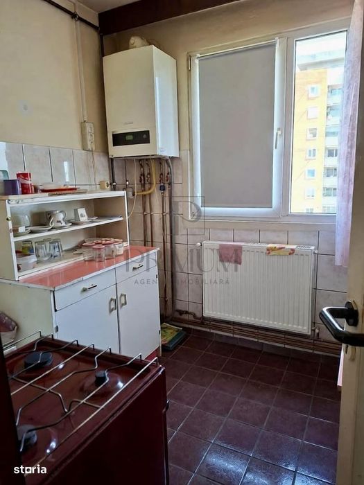 Gheorghe Lazar, apartament 2 camere, decomandat, centrala proprie — fotografia 3