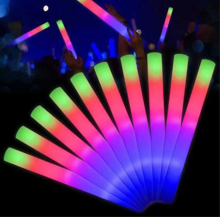 Vand baghete luminoase cu leduri diferite culori