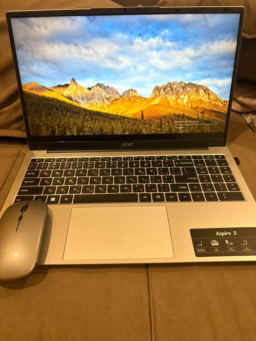 Срочно продам ноутбук асер