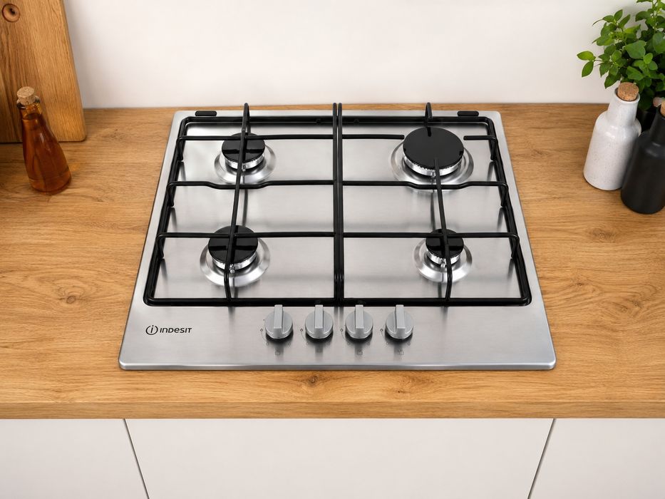 Нов газов плот за вграждане INDESIT THA642IX/I