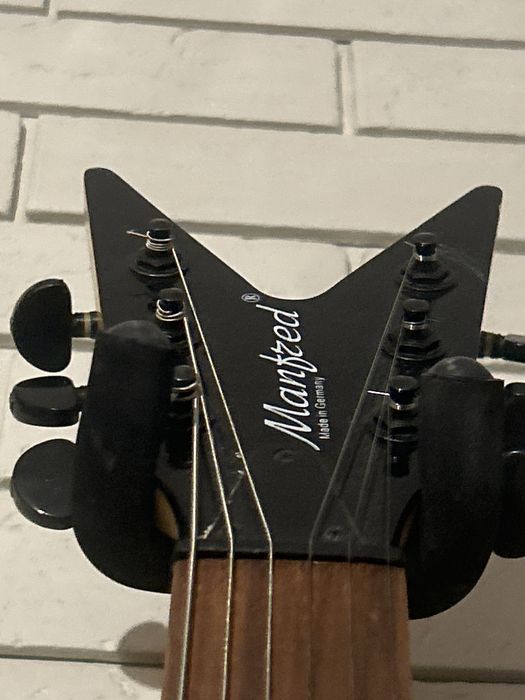Гитара электрическая manthed