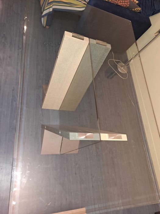 Стъклени маси , трапезна и холна