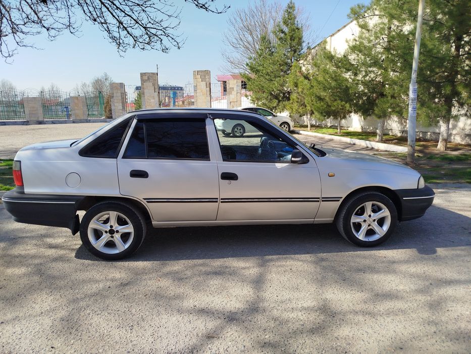 Nexia 1  продам.