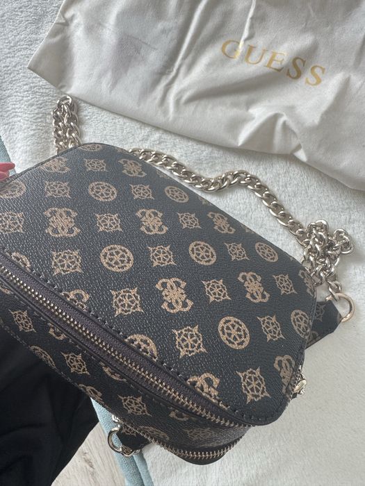 Дамска чанта Guess