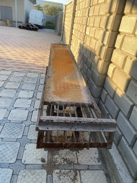 Вибратор плиточный