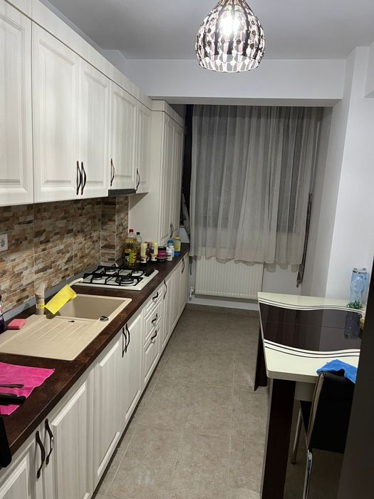 De inchiriat apartament