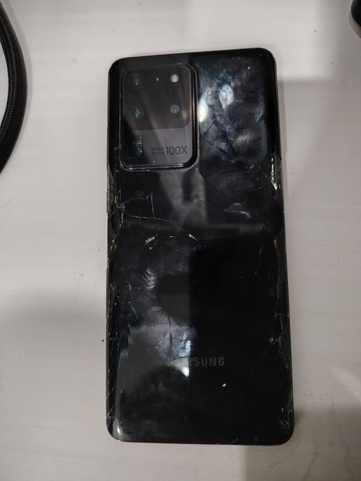 Продам samsung galaxy s20 ultra