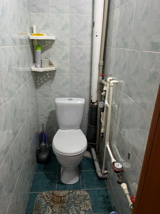 Продам 2 ком кв. на 8 мкр