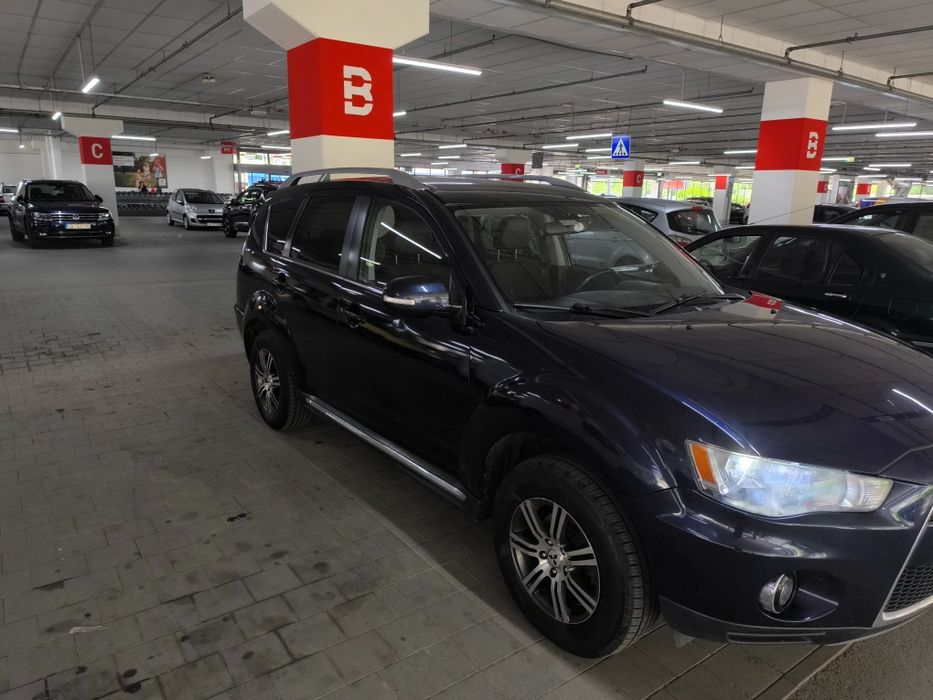 Mitsubishi outlander 2010 face