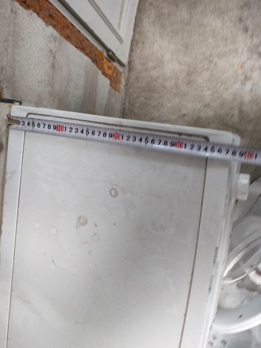 Продам б/у стиральную машину Bosch