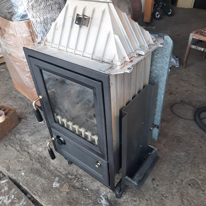 Soba tip semineu de 8KW Germania