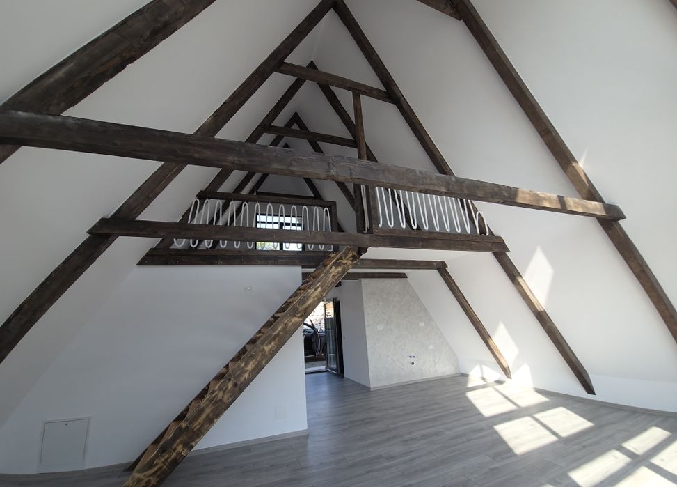 Vând cabana A-frame Damis