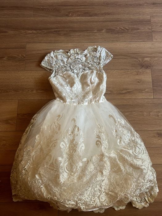 Официална бална рокля