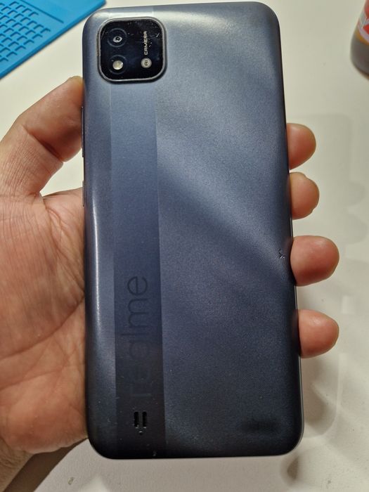 Продам телефон Realme C11 2021