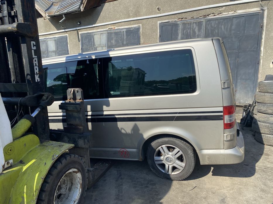 Piese vw t5 caravelle motor 2.5 bnz 8+1 clima fata/spate