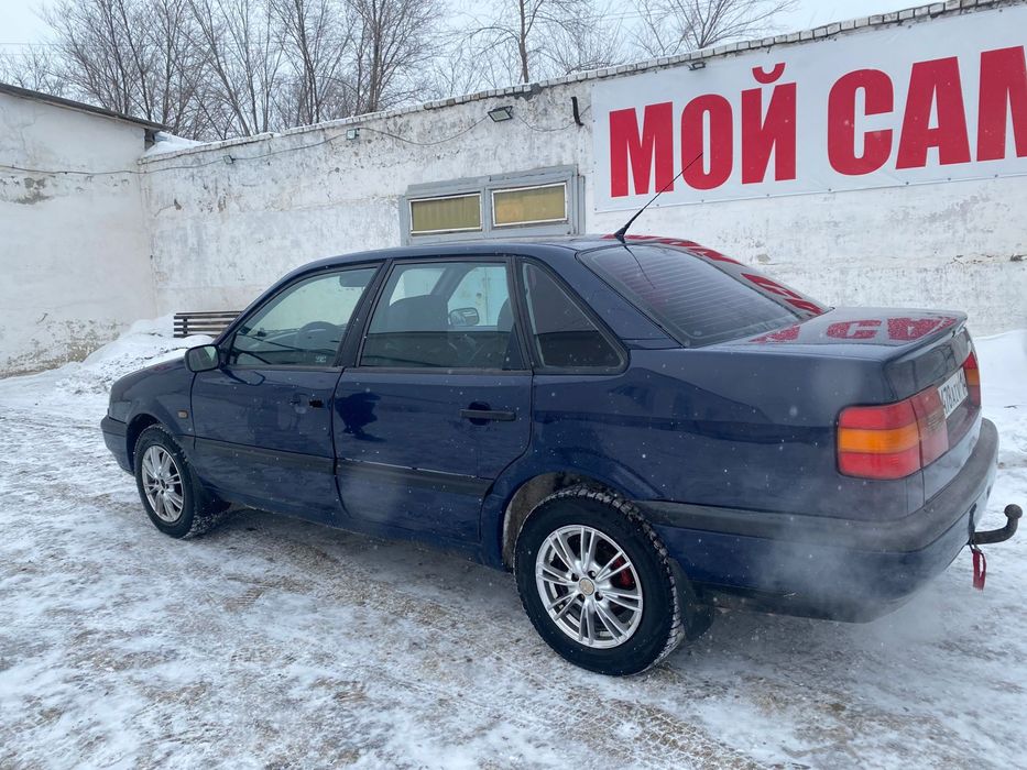 Срочно продам пассат б4 седан