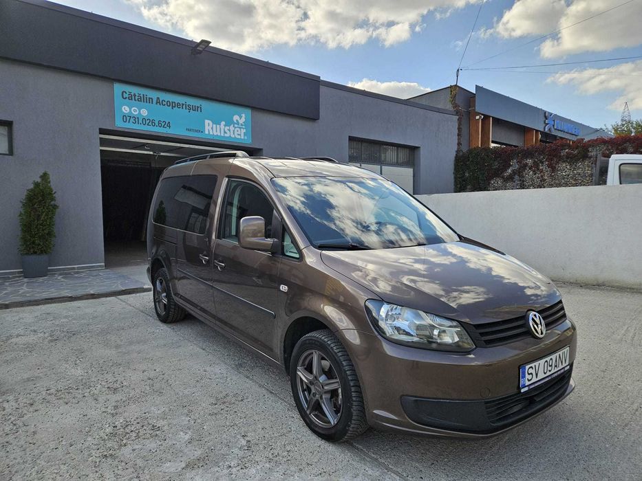 Vand Volkswagen Caddy 2012, Schimb cu model asemanator(Monovolum) cu cutie automata .