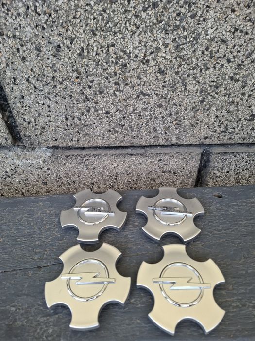 Капачки за джанти за опел зафира астра корса мерива с пет болта