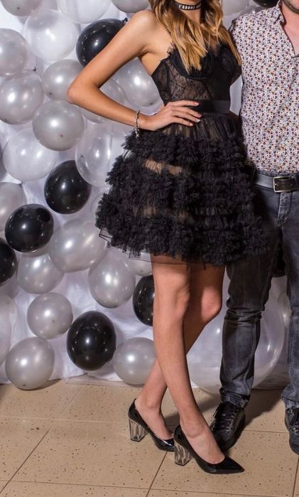 Официална къса черна рокля AVIN