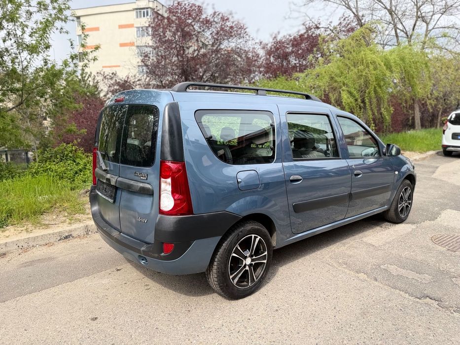 Dacia Logan 7 locuri / Aer conditionat / Jante aliaj / 1.6 16v