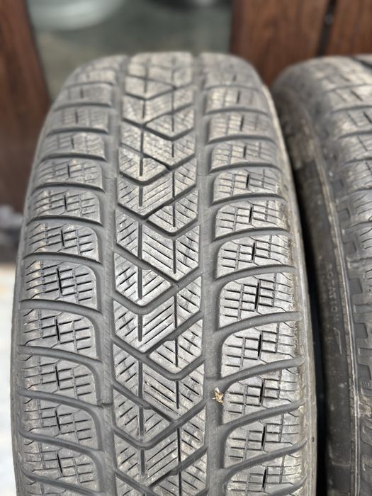 4 Anvelope iarnă Pirelli Scorpion Sottozero Serie 3 215/60 R17 100V