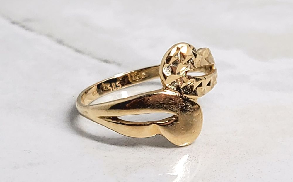 Inel din aur de 14K cu model texturat – mărime 56, 2,35 g