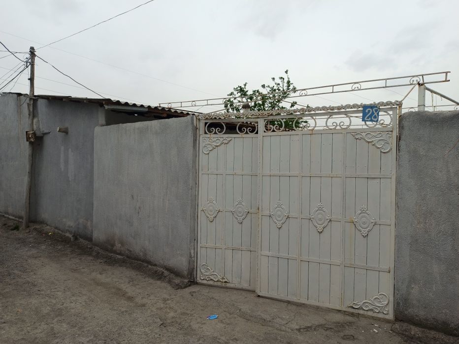 Дача сотилади 3 хона хаммом ошхона бор