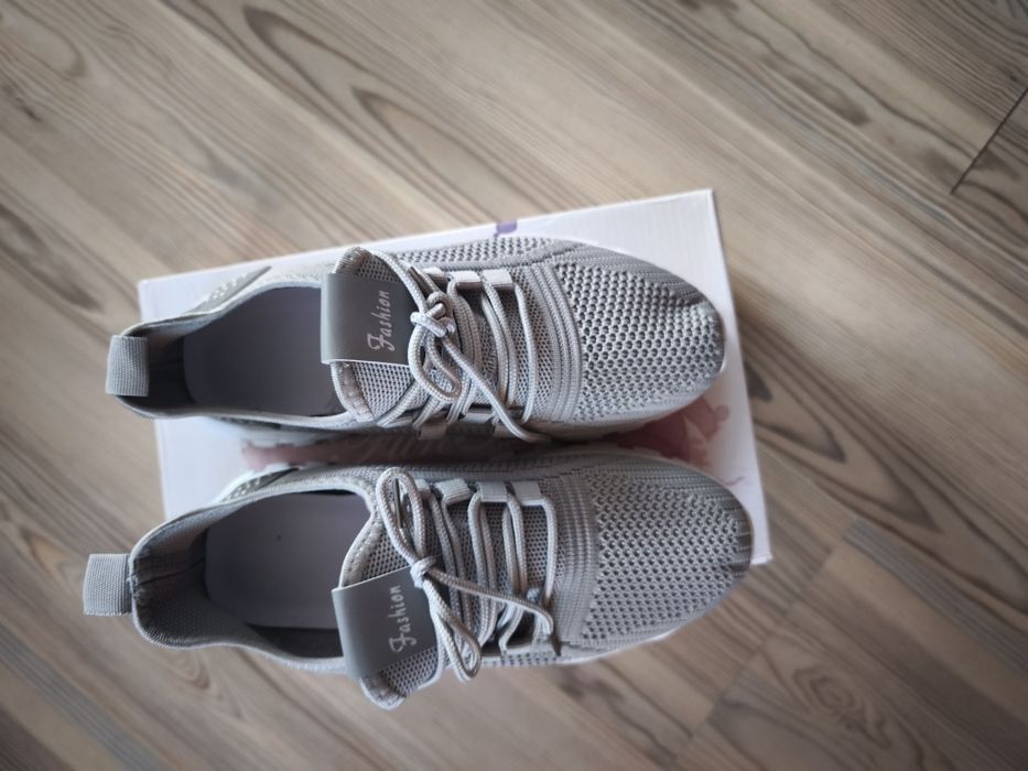 Маратонки 37 номер