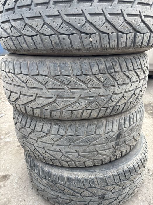 Продам зимнию резину