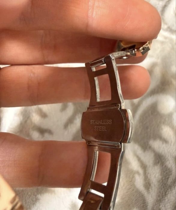 Ceas swarovski nou