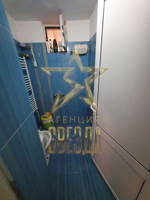 Продава се Промишлена сграда в с. Маноле, Област Пловдив - 700 кв.м за 458 €/кв.м - Снимка #1