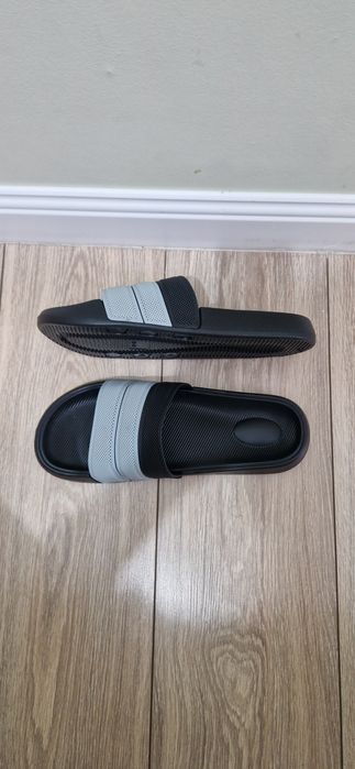 Шлепанцы абсолютно новые