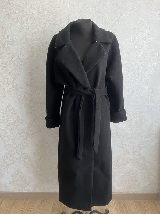 Пальто черное 42 размер 5000 тг