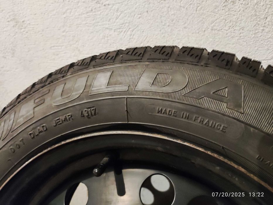 Зимни гуми Fulda 185/65/15 с железни джанти за Opel Corsa D и тасове