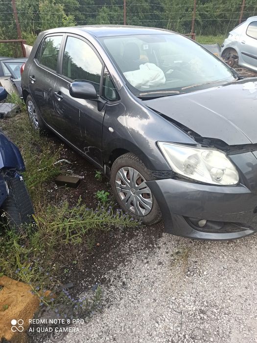 2бр. Аурис 1.6 на части