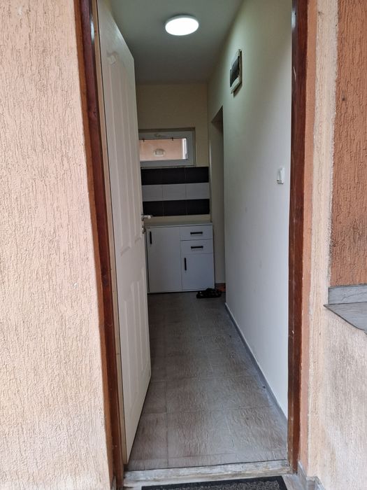 Дава се под наем Едностаен апартамент в София, Абдовица - 35 кв.м за 348.84 € - Снимка #1