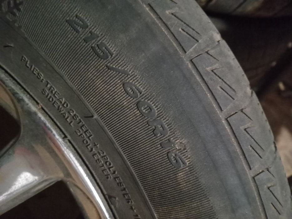 Продам диски с резиной